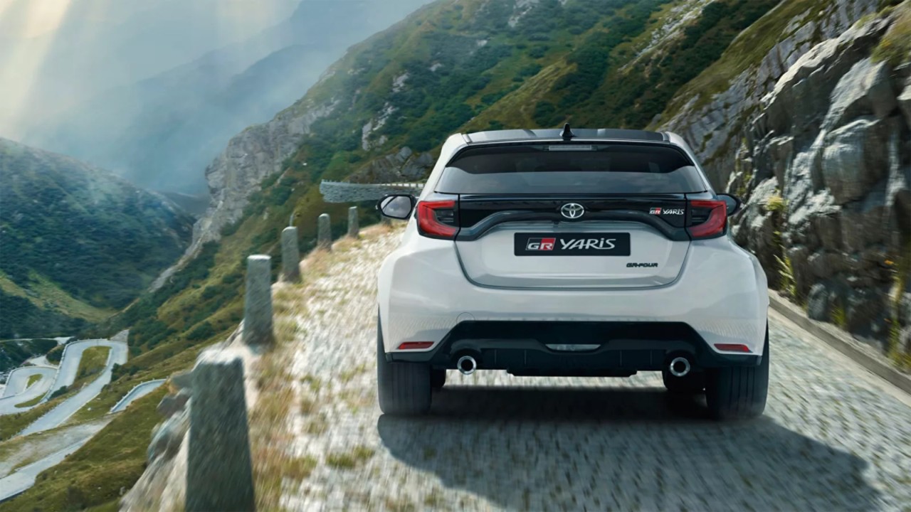 GR Yaris πίσω όψη