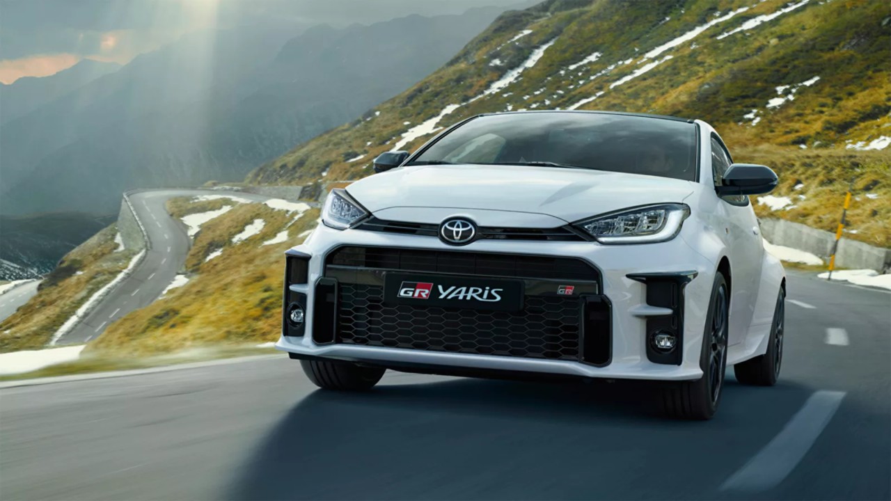 gr yaris μπροστινή όψη