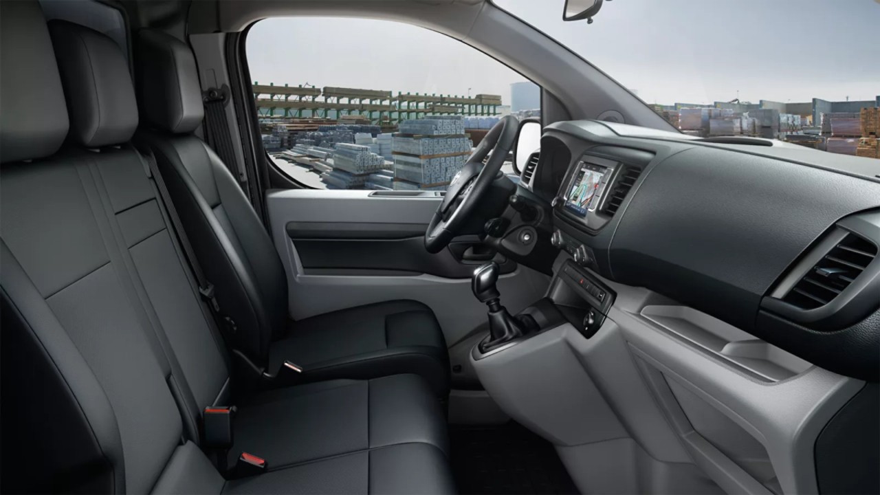 Toyota Proace εσωτερικό