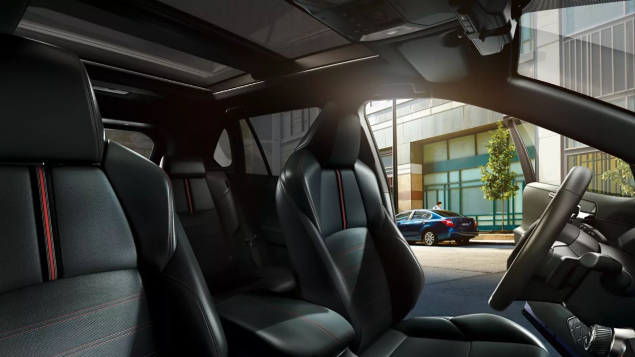 Το εσωτερικό του RAV4 plug-in hybrid