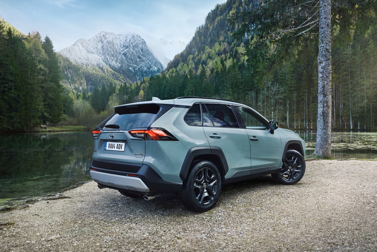 RAV4