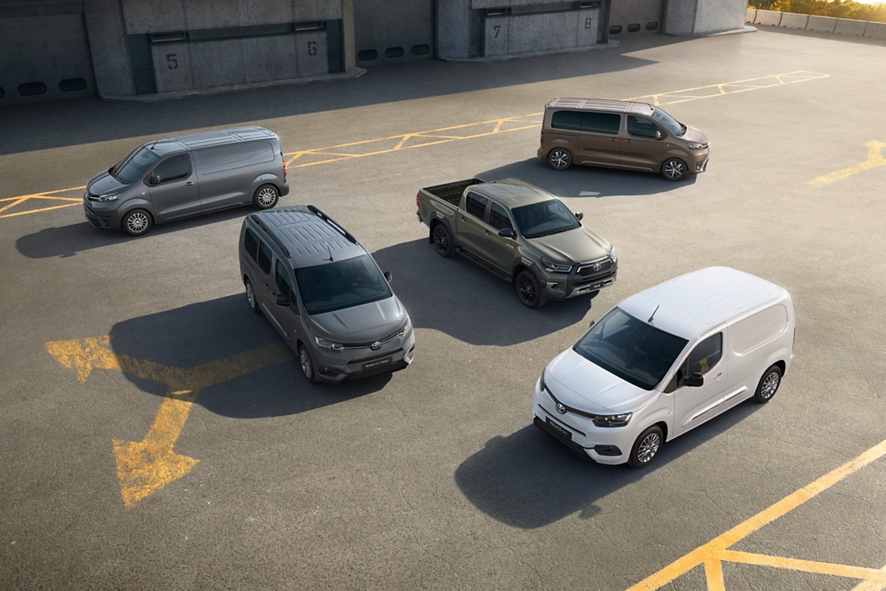 TOY_PROFESSIONAL_2023_HUB_ATT_KV_5_Car_Range-5
