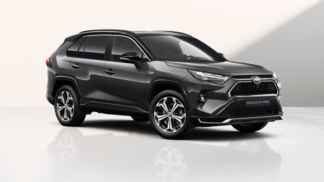 Το RAV4 Plug-in σε μαύρο